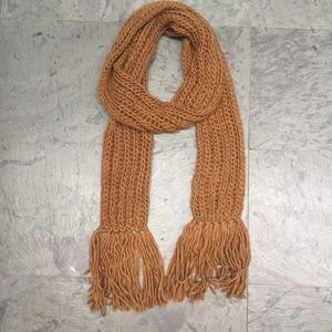 ❤️ 2 FOR 6 Like New Forever 21 Caramel Knit Scarf